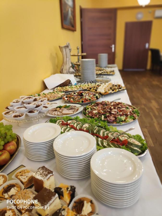 Hotel Marina Nielisz Ngoại thất bức ảnh
